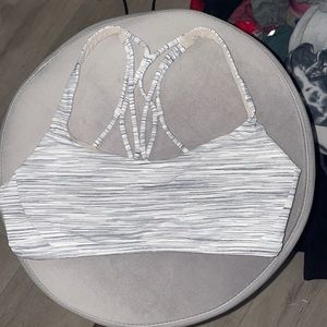 lululemon sports bra perfect condition